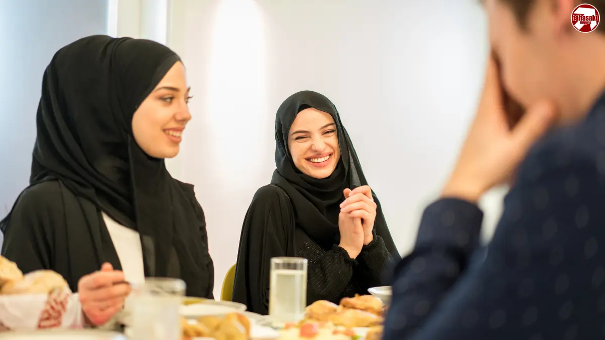 English for Networking: Cara Profesional Mengundang Klien “Iftar” (Buka Bersama) di Bulan Ramadhan